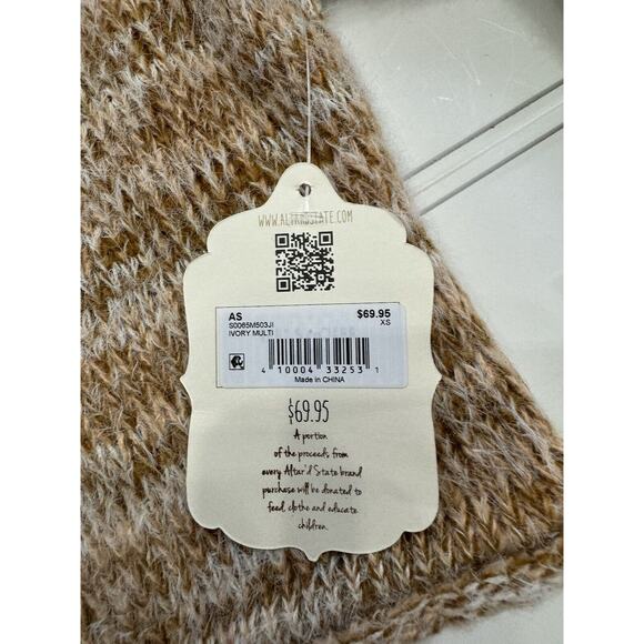 Altar'd State NWT Oatmeal Brown Turtle Neck Knit Cropped Sweater X Small XS - Picture 3 of 7